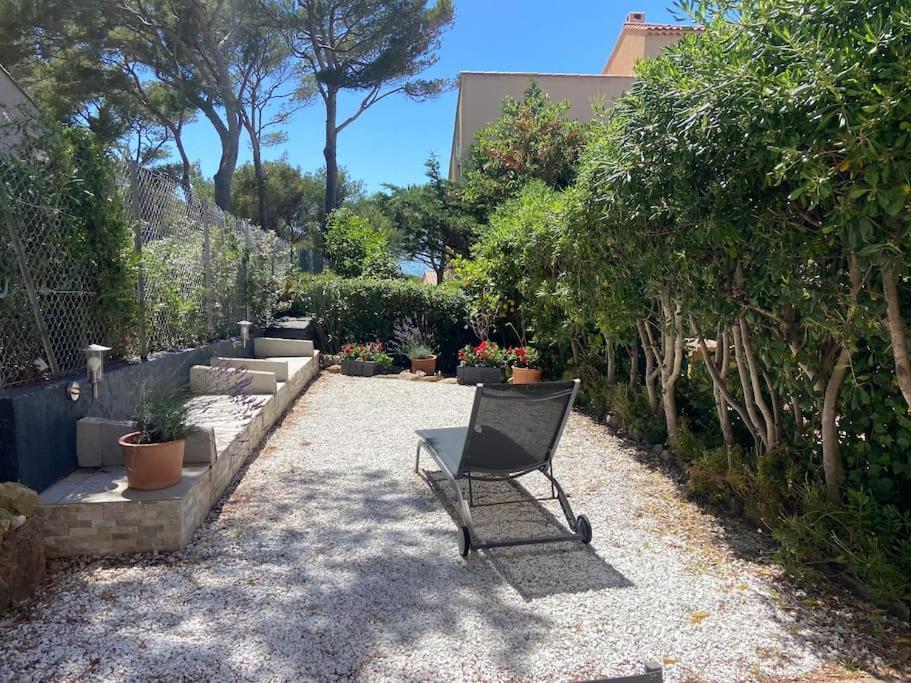 Logement Entier T2 Climatise, Parking Gratuit, Jardin, Plage A 2Min A Pied Sanary-sur-Mer Eksteriør billede